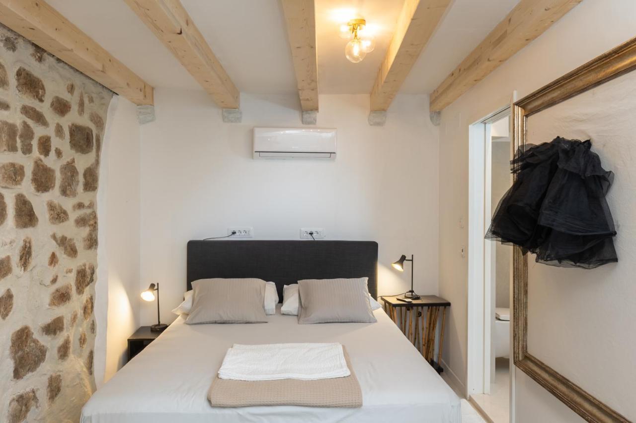 Buza House Bed & Breakfast